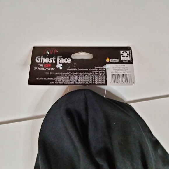 Scream Ghost Face Adult Costume Hooded Halloween Mask Fun World Easter Unlimited - Picture 8 of 9